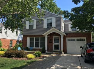 615 E Grove St, Arlington Heights, IL