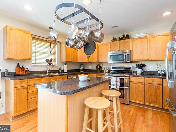 5th image of 11600 Heronview Dr