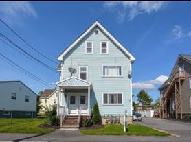 47 Hodges Ave, Taunton, MA