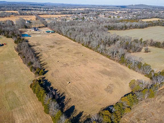 5th image of 1831 Golden Valley Dr