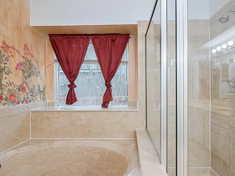 1103 Cheyenne Meadows Dr — Photo 46