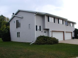 3005 Tucson Trl, Madison, WI 53719