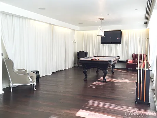 Rented by City Connections Realty | media 19