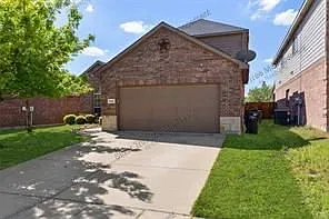 4 bed, 3.0 bath, 2413 sqft, $2,600 — Photo 1