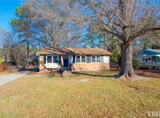 371 E Smithfield St, Angier, NC 27501