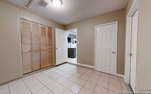 4th image of 7542 Alverstone Way