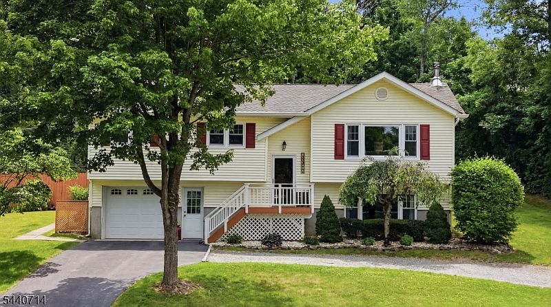 1st image of 83 Layton Rd