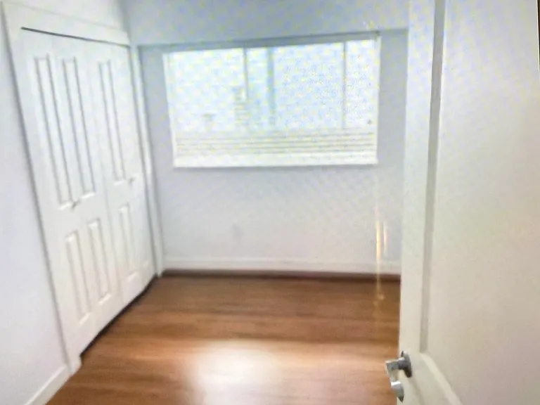 748X 19th Ave — Photo 5