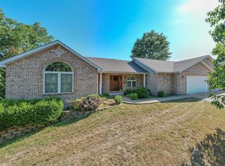 10 Harbor Dr, Saint Clair, MO 63077