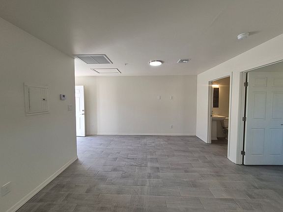 5th image of 183 N 23rd Ave #4