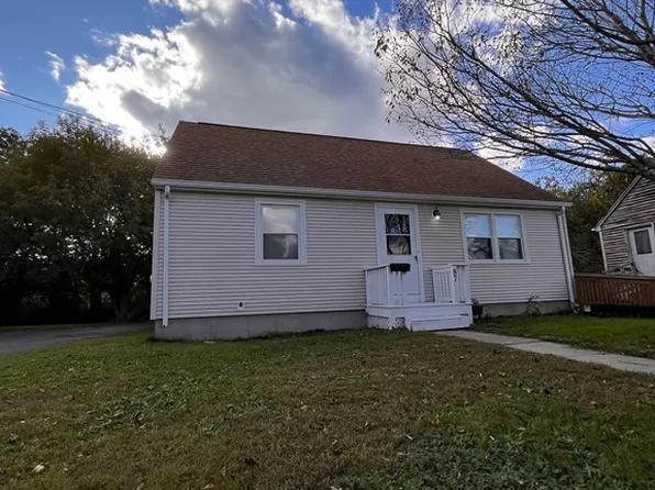 87 Whitlow St, New Bedford, MA 02740