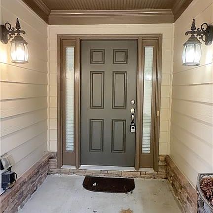 2nd image of 2016 Jameson Cir