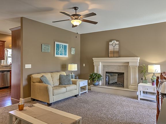3rd image of 12550 NW Lauren Cir