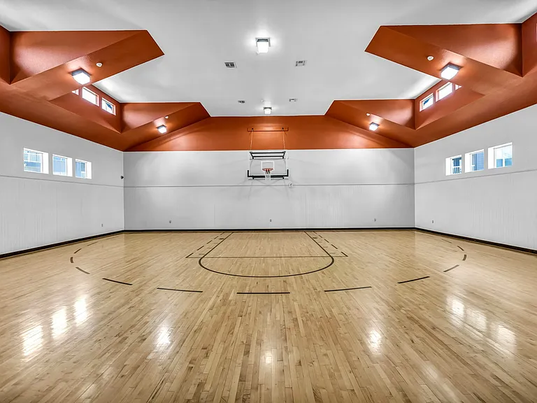 Room for the whole team!
