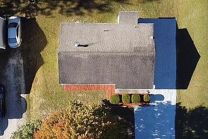 4th image of 2279 Robin Hood Dr