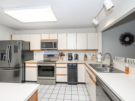 5th image of 11785 Gable Glen Ln