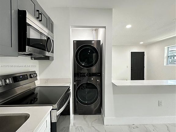 4th image of 1447 NW 34th St #1447