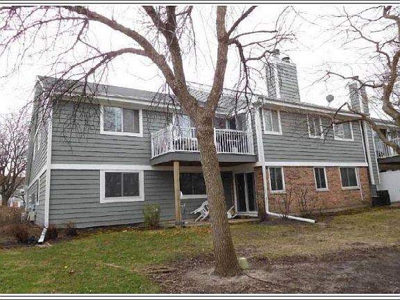 3rd image of 602 Stone Circle Ct Unit Z2