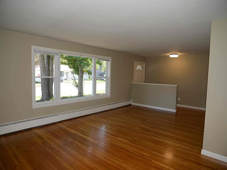 311 McKinley Rd — Photo 28
