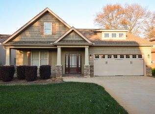 5 Shoally Ln, Greenville, SC 29607