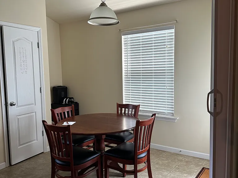 1833 Piedmont Cir — Photo 7