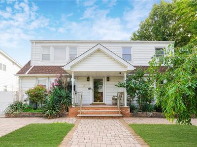 27 Wolverine St, Staten Island, NY, 10306