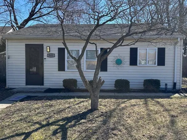 7631 Beach Dr, Pasadena, MD 21122