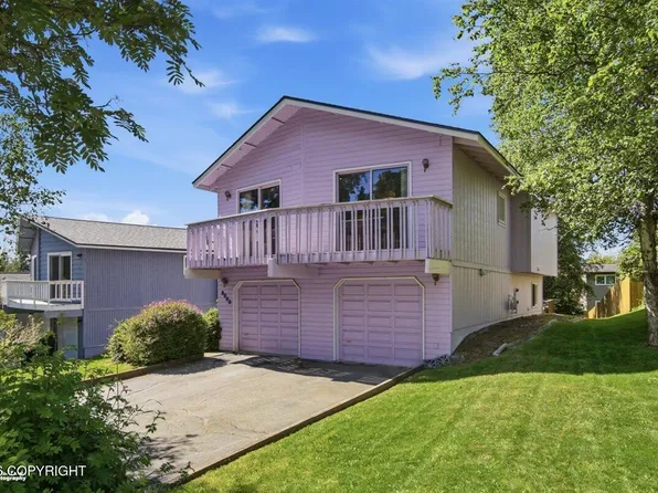 8840 Winchester St, Anchorage, AK 99507