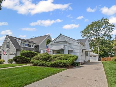 924 N Highland Ave, Arlington Heights, IL, 60004