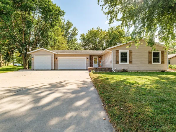 358 Kevin Dr, Spicer, MN 56288