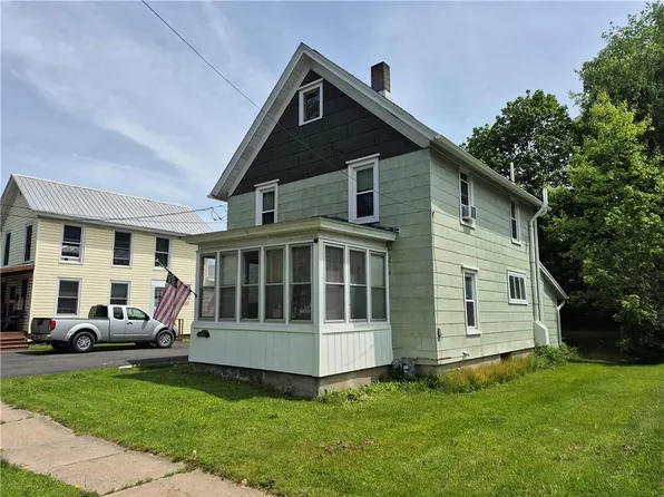 36 Plymouth St, Norwich, NY 13815