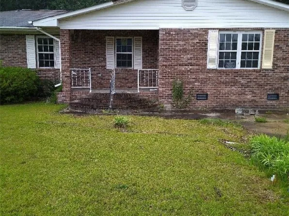 88 Holcomb Rd, Rowland, NC 28383