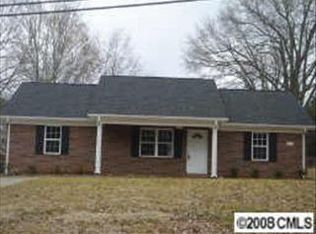 514 N Camden Rd, Wingate, NC 28174