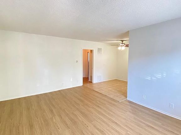 2nd image of 1428 11th St APT 4
