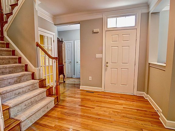 4th image of 43428 Westchester Sq