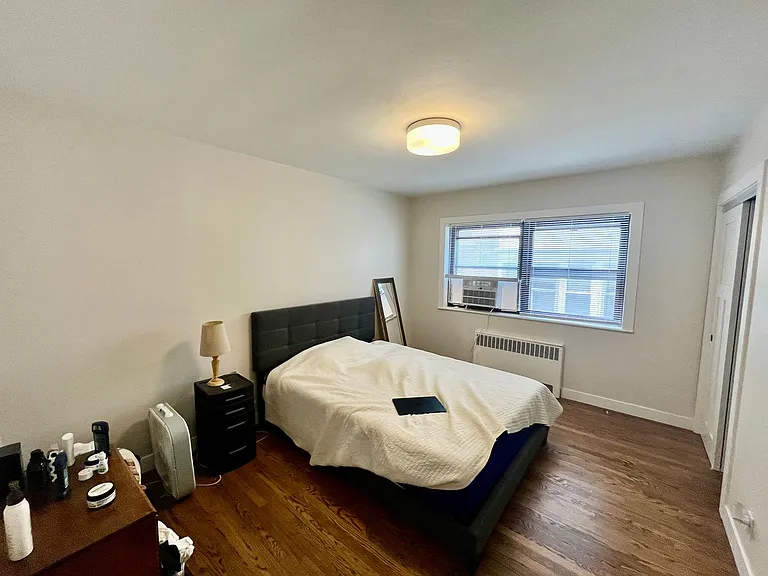 2600 E Kenwood Blvd — Photo 21