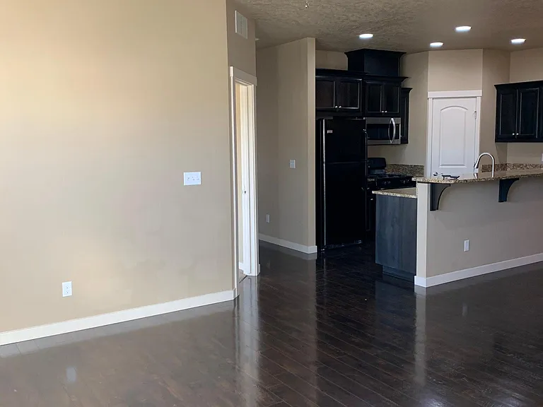 2116 Ison Ct #102 — Photo 8