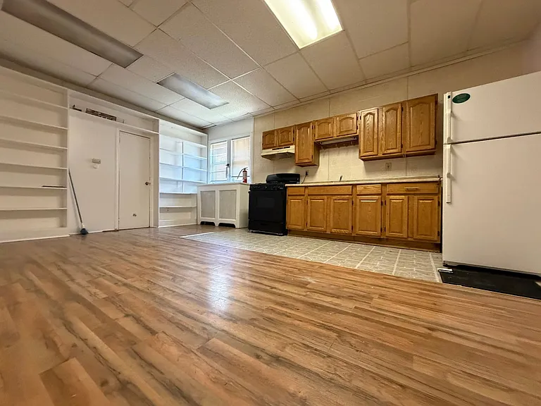 6435 Market St #1 — Photo 6