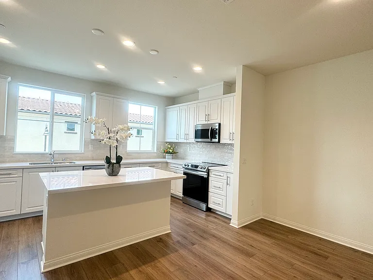 206 Liberty Way — Photo 10