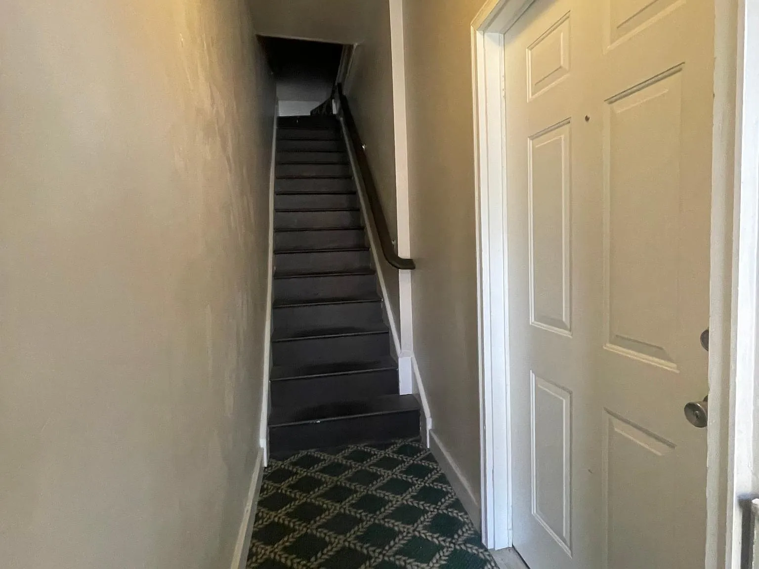 11 Myrtle Ave — Photo 2
