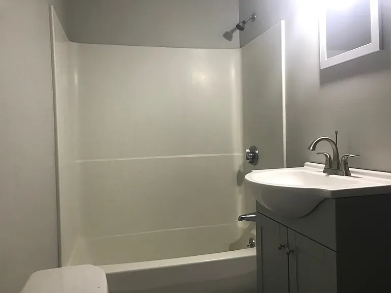 55 N Main St #9RESIDENTIAL — Photo 5