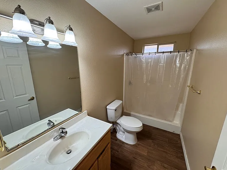 4503 Crockett Ave #B — Photo 14