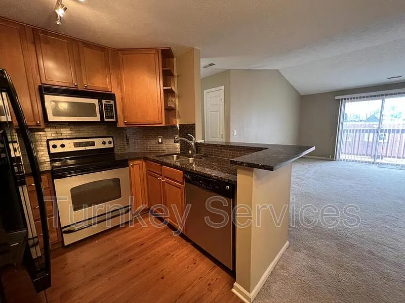 Building Photo - 5016 California St #12