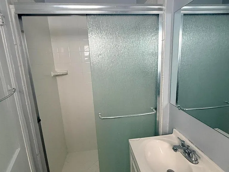 220 Walton Blvd #2 — Photo 17
