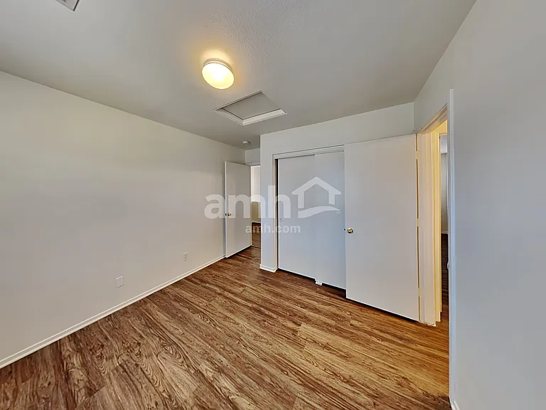 1041 Sweeping Vine Ave — Photo 18