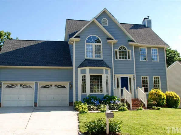 110 Fairfax Ln, Cary, NC 27513