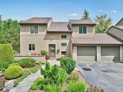 643 Meadows Ln, Dallas, PA, 18612