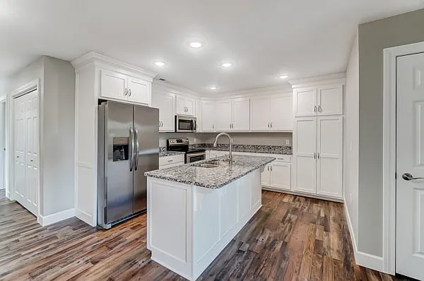 2 bed, $1,950 — Photo 3