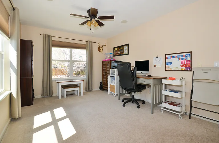 7012 Hillock Dr — Photo 8