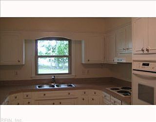 2nd image of 426 Susan Dr